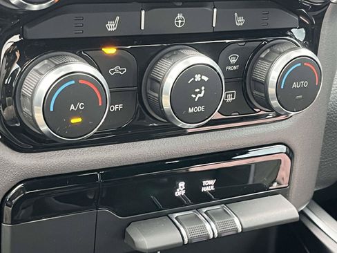 Used 2023 RAM 1500 Big Horn AWD/4WD image 31
