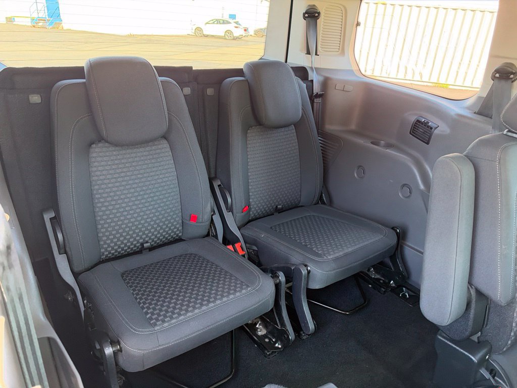 Used 2020 Ford Transit Connect XLT FWD image 12