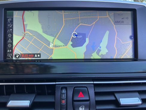 Used 2013 BMW M6 Convertible image 27