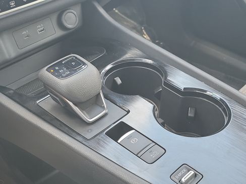 Certified 2023 Nissan Rogue SV FWD image 30