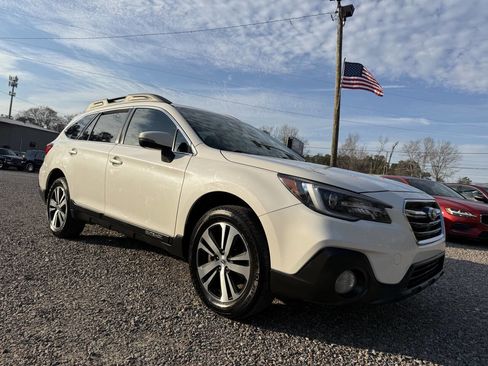 Used 2018 Subaru Outback 2.5i Limited image 26
