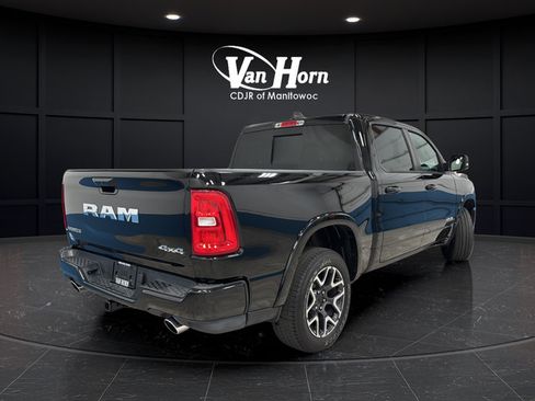 Used 2025 RAM 1500 Laramie w/ Sport Appearance Package AWD/4WD image 7