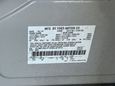 Used 2019 Lincoln Nautilus Reserve image 12