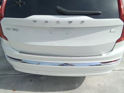 Used 2023 Volvo XC90 T8 Ultimate w/ Protection Package Premier image 6