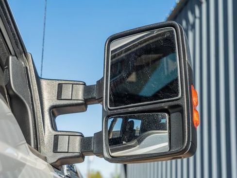 Used 2015 Ford F250 Lariat w/ Lariat Ultimate Package image 13