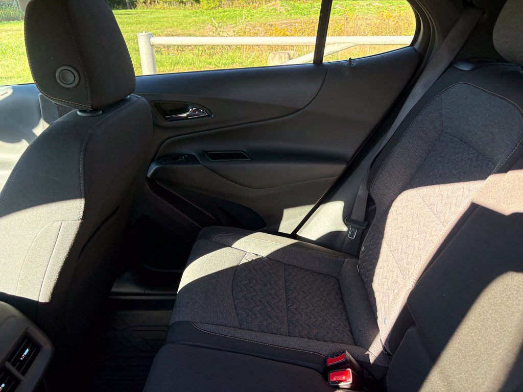 Used 2024 Chevrolet Equinox LT w/ LPO, Floor Liner Package FWD image 41