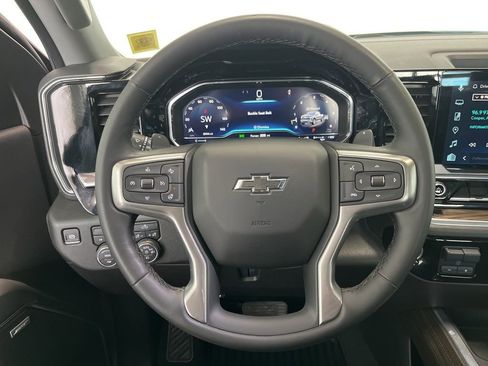Used 2025 Chevrolet Silverado 1500 RST w/ All Star Edition Plus AWD/4WD image 5
