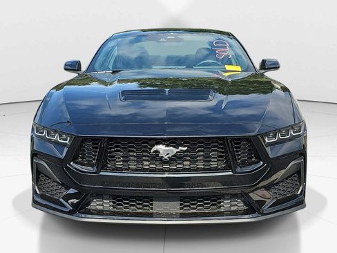 Used 2024 Ford Mustang GT RWD image 8