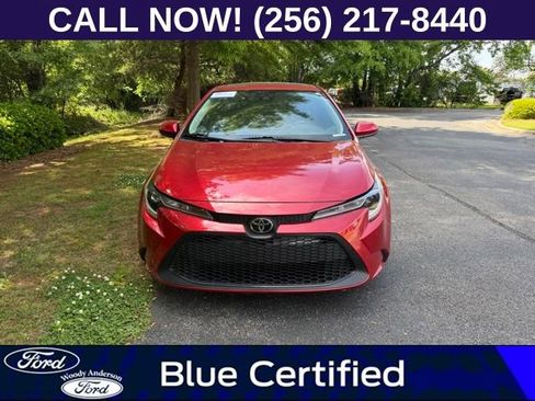 Used 2021 Toyota Corolla LE w/ LE Premium Package FWD image 4