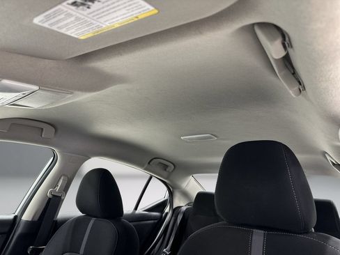 Used 2024 Nissan Sentra SV FWD image 17