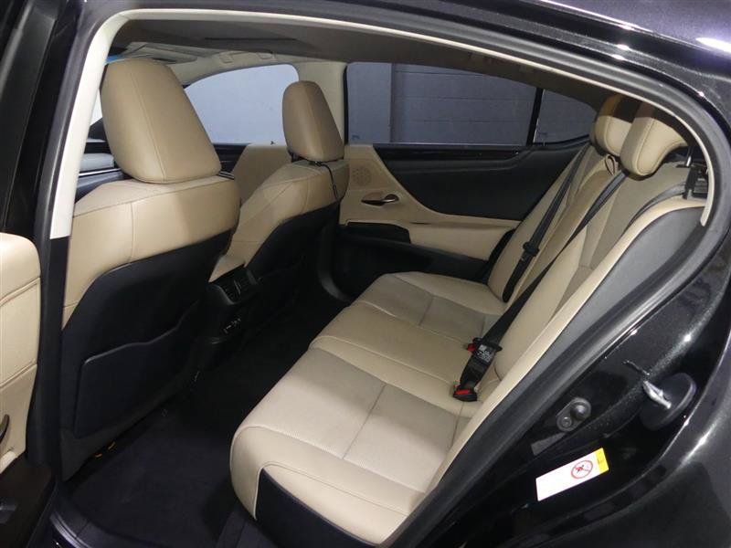 Used 2019 Lexus ES 350 w/ Premium Package FWD image 28