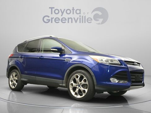 Used 2016 Ford Escape Titanium w/ Equipment Group 301A AWD/4WD image 19