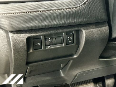 New 2026 Subaru Forester Touring AWD/4WD image 9