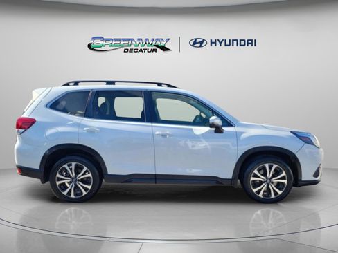 Used 2023 Subaru Forester Limited image 7