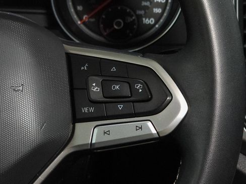 Used 2021 Volkswagen Atlas SE image 27