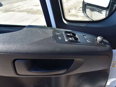 New 2026 RAM ProMaster 1500 w/ Convenience Group FWD image 25