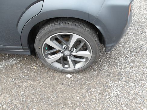 Used 2021 Hyundai Kona Limited image 3