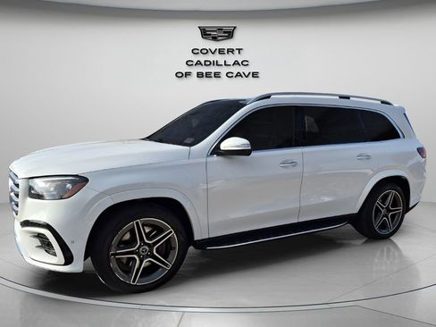 Used 2024 Mercedes-Benz GLS 450 4MATIC image 4