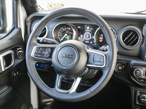 Used 2023 Jeep Wrangler Unlimited Rubicon 4xe w/ Steel Bumper Group image 14