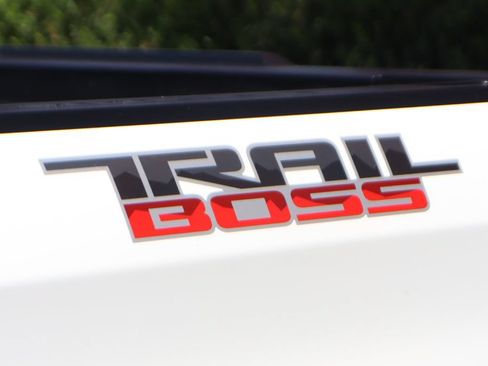 Used 2024 Chevrolet Silverado 1500 Custom Trail Boss w/ Turbomax Blackout Package AWD/4WD image 49
