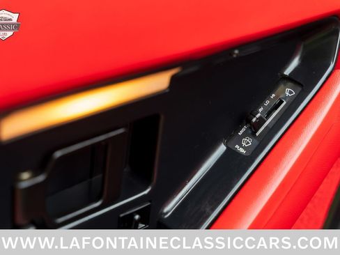 Used 1988 Chevrolet Corvette Convertible RWD image 83