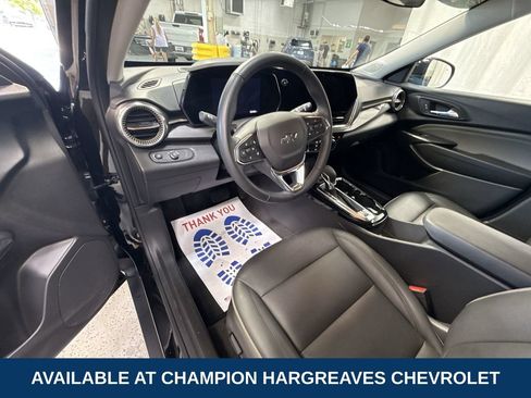 Used 2025 Chevrolet Trax ACTIV w/ Driver Confidence Package FWD image 13