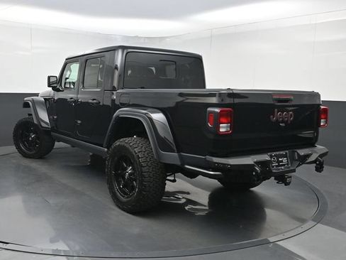Used 2022 Jeep Gladiator Rubicon w/ Dual Top Group AWD/4WD image 4