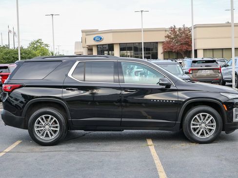 Used 2023 Chevrolet Traverse LT FWD image 29