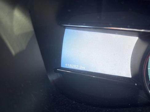 Used 2017 Ford Explorer XLT w/ Equipment Group 202A image 2