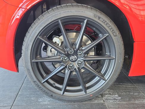 New 2026 Toyota GR86 Premium image 6