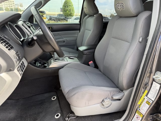 Used 2012 Toyota Tacoma 4x4 Double Cab w/ TRD Off-Road Pkg image 25