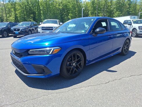 Used 2024 Honda Civic Sport image 3