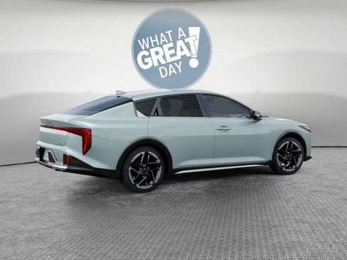 New 2026 Kia K4 GT-Line FWD image 6