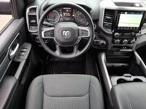 Used 2022 RAM 1500 Big Horn AWD/4WD image 12