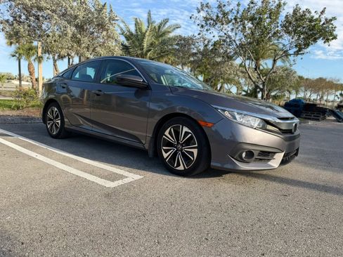 Used 2017 Honda Civic EX-L image 3