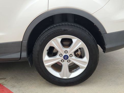 Used 2014 Ford Escape SE FWD image 29