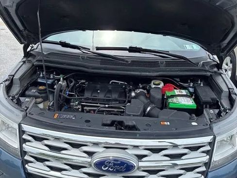 Used 2018 Ford Explorer Limited w/ Equipment Group 301A AWD/4WD image 35