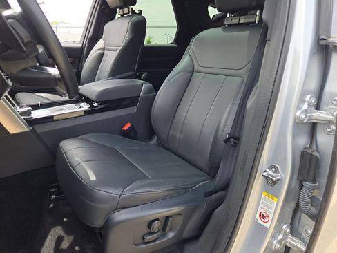 Used 2019 Land Rover Discovery HSE AWD/4WD image 27