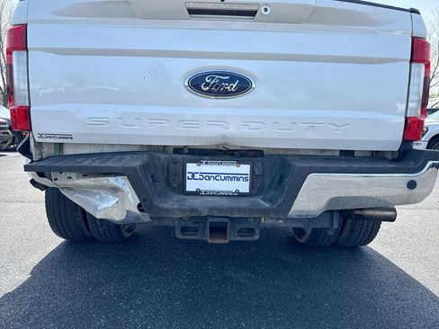 Used 2019 Ford F350 Lariat w/ Lariat Ultimate Package AWD/4WD image 33