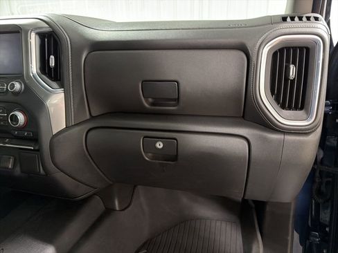 Used 2022 Chevrolet Silverado 2500 LT w/ Convenience Package image 23