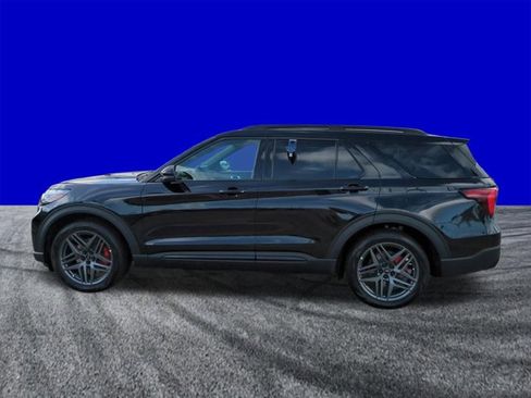 New 2026 Ford Explorer ST RWD image 7