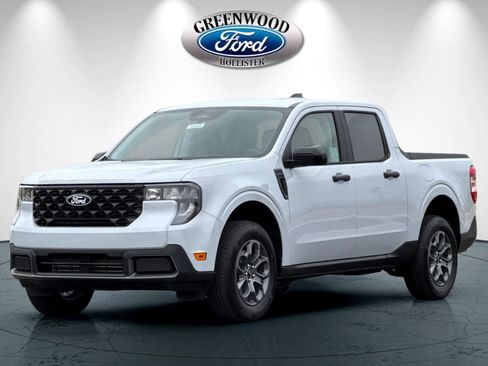 New 2026 Ford Maverick XLT w/ XLT Luxury Package FWD image 8