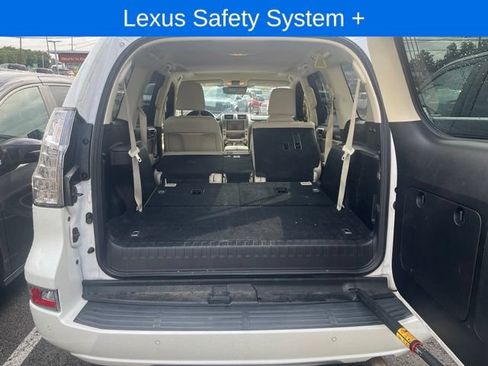 Used 2020 Lexus GX 460 Premium w/ Premium Package AWD/4WD image 6
