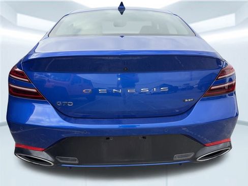 Used 2022 Genesis G70 3.3T image 11
