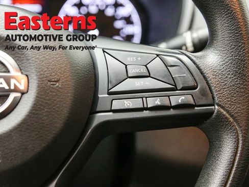 Used 2023 Nissan Altima 2.5 S FWD image 16