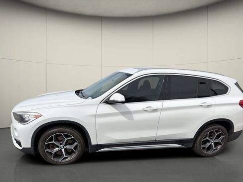 Used 2018 BMW X1 sDrive28i FWD image 3