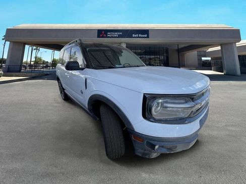 Used 2022 Ford Bronco Sport Outer Banks w/ Tech Package AWD/4WD image 4