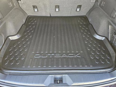 Certified 2025 Subaru Outback Limited image 22