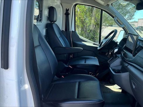 Used 2025 Ford Transit 250 Low Roof AWD w/ Load Area Protection Package image 5