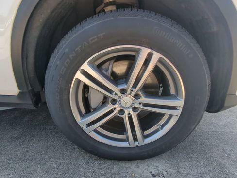 Certified 2022 Mercedes-Benz GLC 300 GLC 300 w/ Premium Package Lite image 22